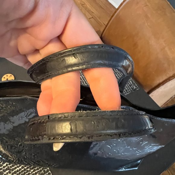 Louis Vuitton Monogram Vernis Wilshire GM - Picture 5 of 13